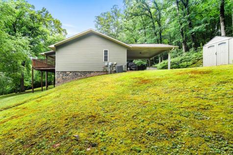 3318 Old Hwy 64e Hayesville NC 28904