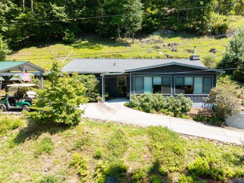 162 Hiawassee River Road Brasstown NC 28902