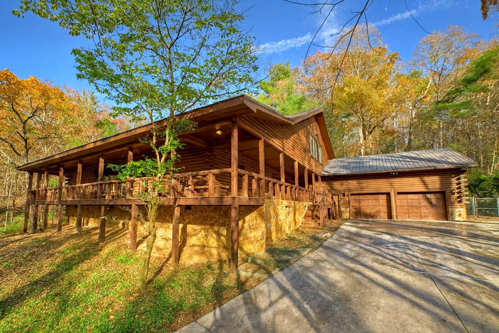200 Lookiba Lane Ellijay GA 30540