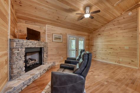 100 Fern Cove Lane Murphy NC 28906