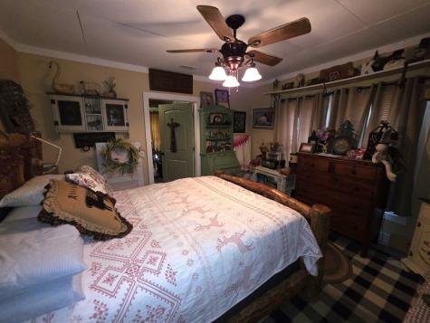 48 Fisher Street Andrews NC 28901