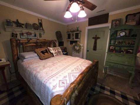 48 Fisher Street Andrews NC 28901