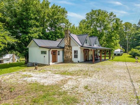 130 Old Blairsville Highway Talking Rock GA 30175
