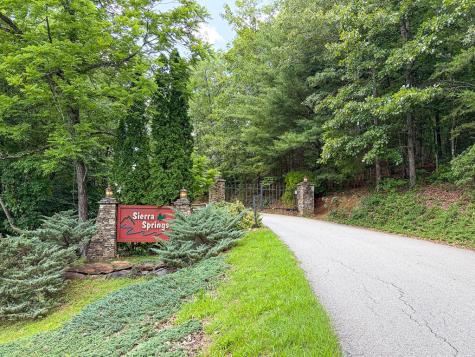 300 Sugarwood Drive Murphy NC 28906