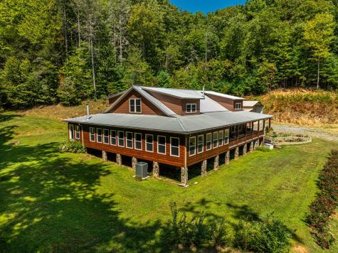 1559 Copper Creek Road Murphy NC 28906