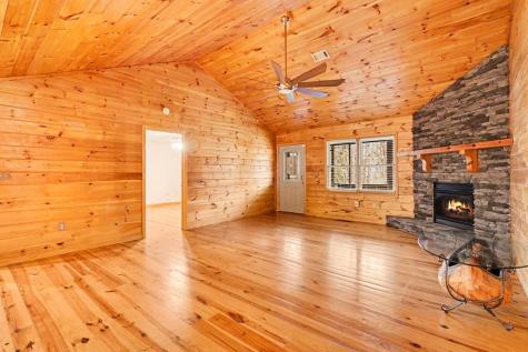 29 Agora Lane Ellijay GA 30540