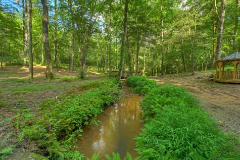 685 Chopped Oak Road Ellijay GA 30540