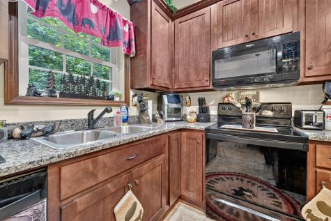685 Chopped Oak Road Ellijay GA 30540