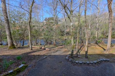 4475 Fires Creek Road Hayesville NC 28904