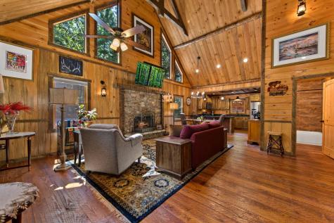 60 Oasis Drive Blue Ridge GA 30513
