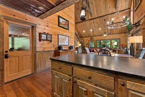 60 Oasis Drive Blue Ridge GA 30513
