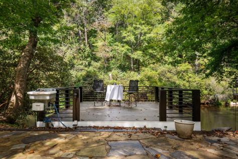 124 River Oaks Terrace Ellijay GA 30540