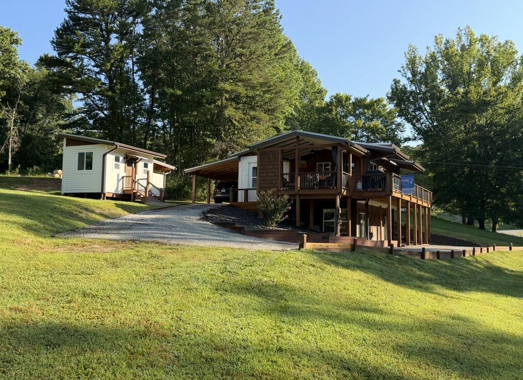 101 Pleasant Hill Circle Blairsville GA 30512
