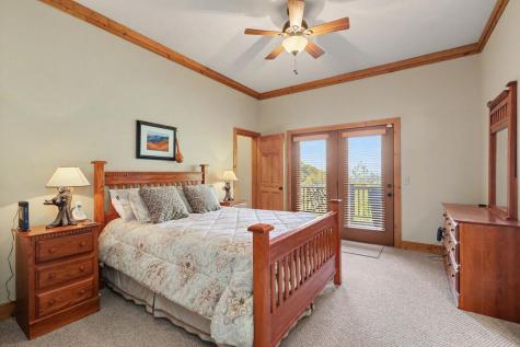 7031 Black Bear Trail Hiawassee GA 30546