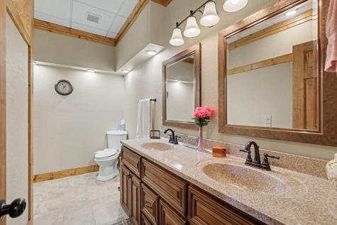 7031 Black Bear Trail Hiawassee GA 30546
