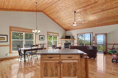 7031 Black Bear Trail Hiawassee GA 30546