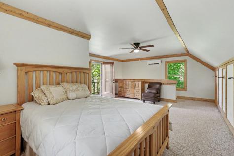 7031 Black Bear Trail Hiawassee GA 30546
