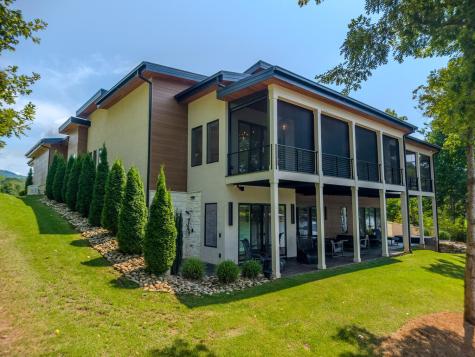 114 Hersie Point Hiawassee GA 30546