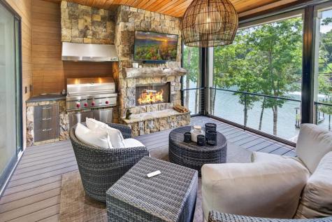 114 Hersie Point Hiawassee GA 30546