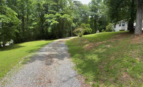 4064 Highway 325 Blairsville GA 30512