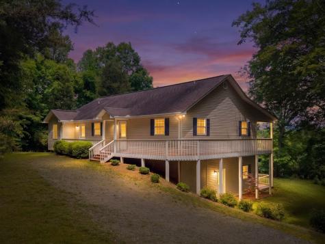201 Tahlequah Ridge Hayesville NC 28904