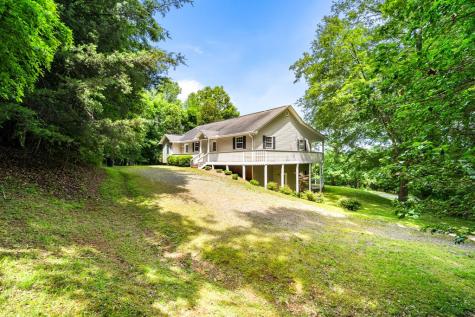 201 Tahlequah Ridge Hayesville NC 28904