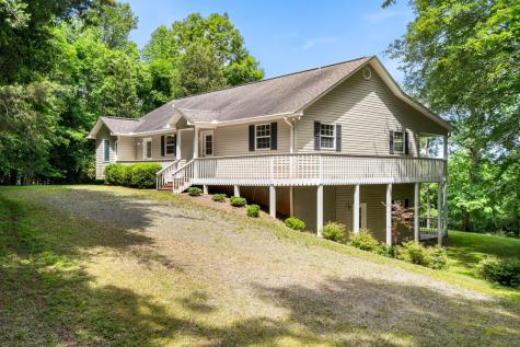 201 Tahlequah Ridge Hayesville NC 28904
