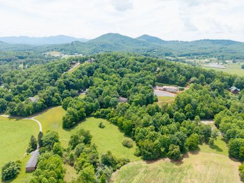 201 Tahlequah Ridge Hayesville NC 28904