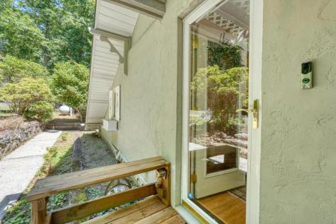 1710 Summit Trail Hiawassee GA 30546