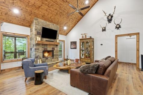 314 Lakeview Lane Ellijay GA 30536