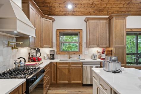 314 Lakeview Lane Ellijay GA 30536