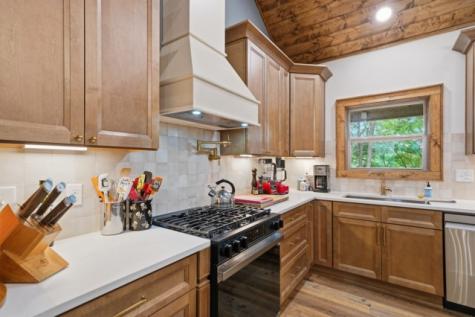 314 Lakeview Lane Ellijay GA 30536