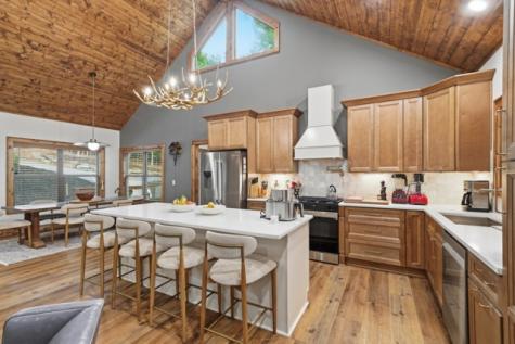 314 Lakeview Lane Ellijay GA 30536