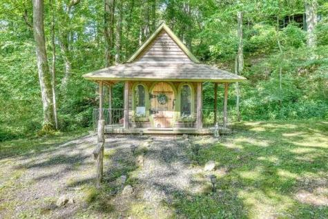 1217 Blue Ridge Highway Blairsville GA 30512