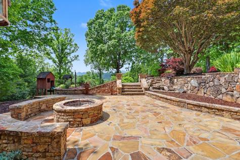 792 Bugscuffle Road Hiawassee GA 30546