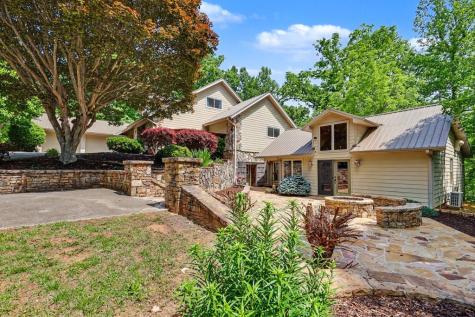 792 Bugscuffle Road Hiawassee GA 30546