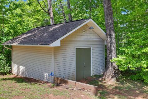 792 Bugscuffle Road Hiawassee GA 30546