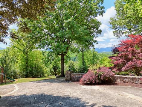 792 Bugscuffle Road Hiawassee GA 30546