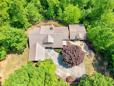 792 Bugscuffle Road Hiawassee GA 30546