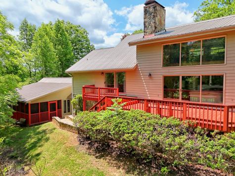 792 Bugscuffle Road Hiawassee GA 30546