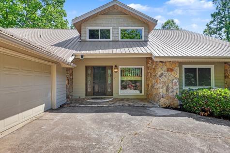 792 Bugscuffle Road Hiawassee GA 30546
