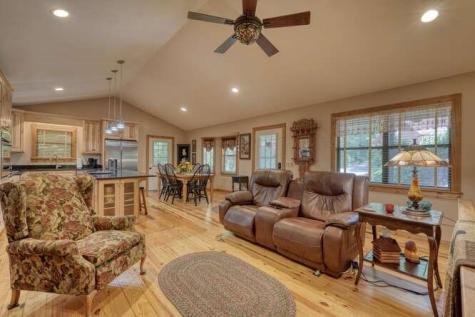 112 Autumn Lane Blairsville GA 30512