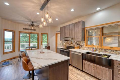 39 Mccracken Cove Road Hayesville NC 28904
