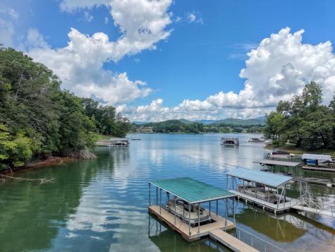 39 Mccracken Cove Road Hayesville NC 28904
