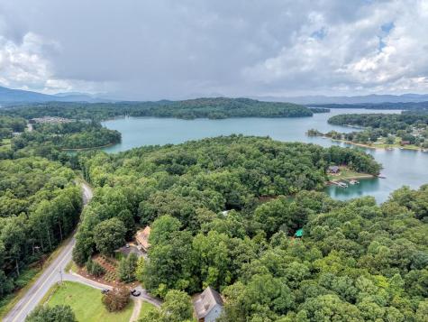 39 Mccracken Cove Road Hayesville NC 28904