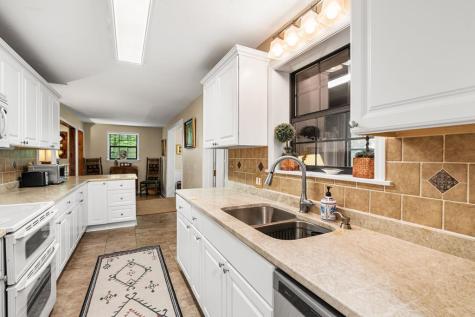 219 Lakeview Drive Hayesville NC 28904