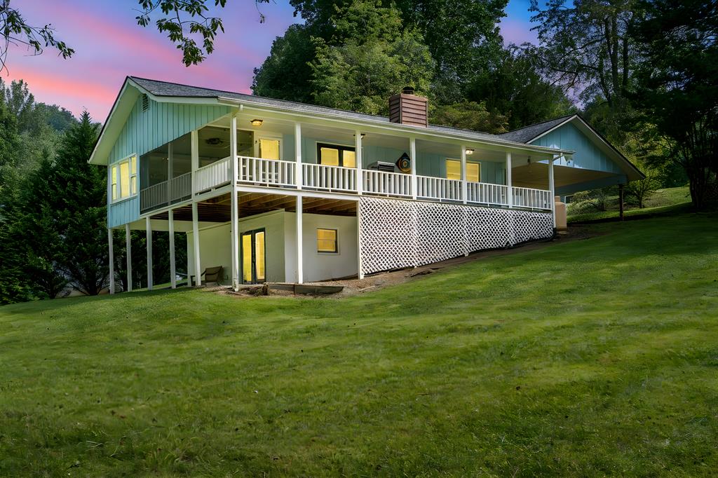 55 Chatuge Hills Drive Hayesville NC 28904