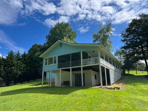 55 Chatuge Hills Drive Hayesville NC 28904