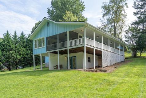55 Chatuge Hills Drive Hayesville NC 28904