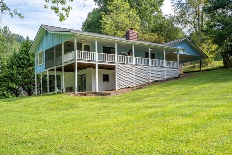 55 Chatuge Hills Drive Hayesville NC 28904